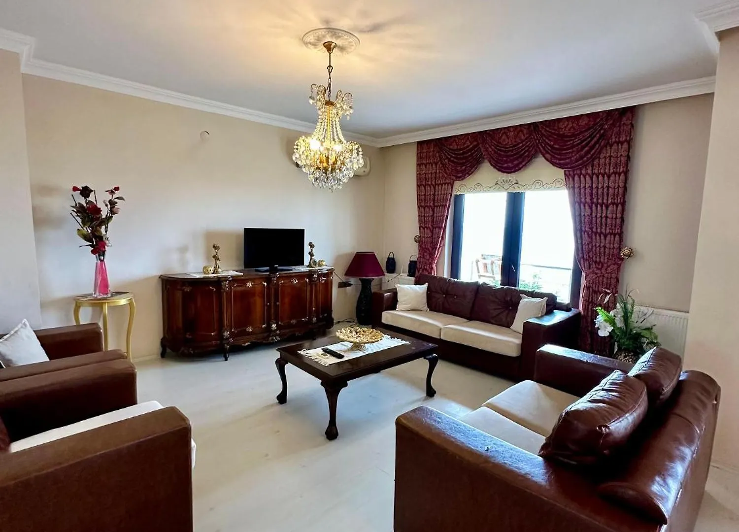 Villa Laila Trebizonda